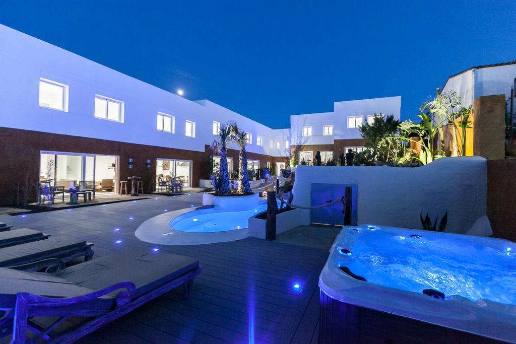 Vista Roses Mar - Villas Batik Dış mekan fotoğraf