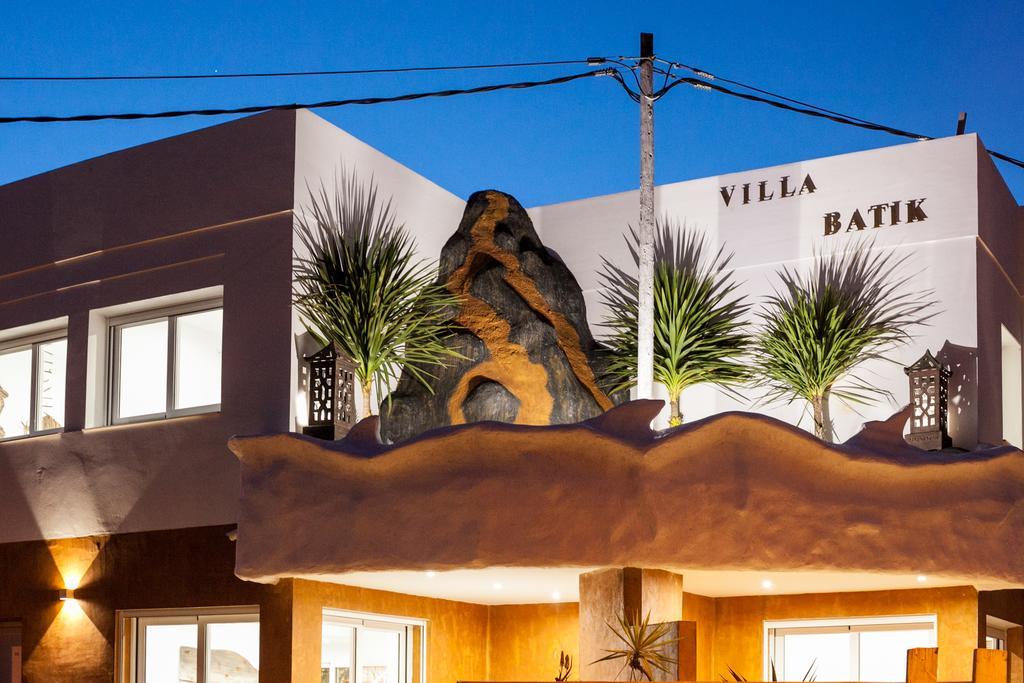 Vista Roses Mar - Villas Batik Dış mekan fotoğraf