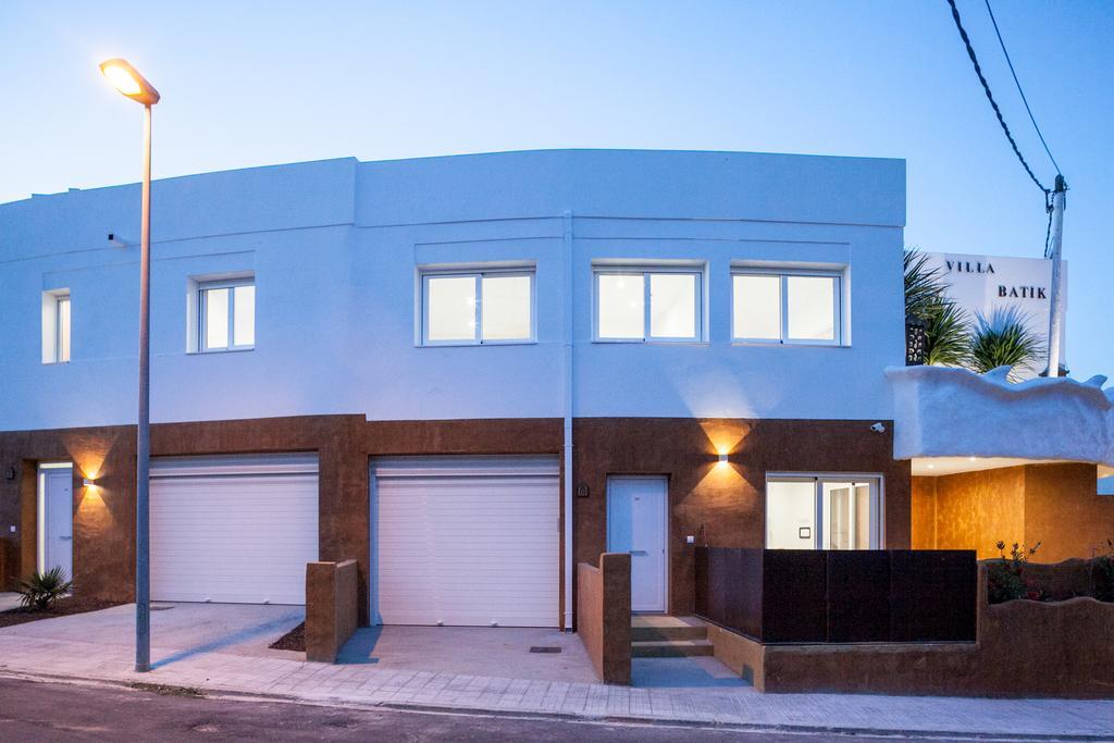Vista Roses Mar - Villas Batik Dış mekan fotoğraf
