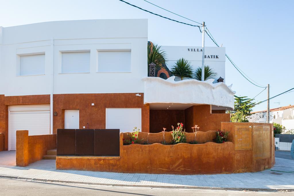 Vista Roses Mar - Villas Batik Dış mekan fotoğraf